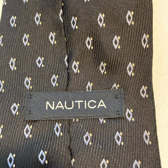 NAUTICA SILK TIE BLACK WITH BLUE DIAMONDS PRINT - Picture 2 of 5
